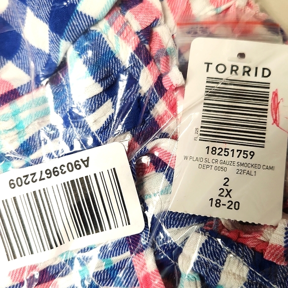 ❤️NWT VINTAGE TORRID PEPLUM SHOULDER TIES - CRINKLE GAUZE PLAID CAMI - PLUS SIZE - Picture 7 of 13